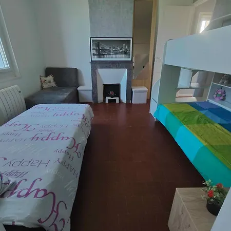 Amcp - * Montgiscard